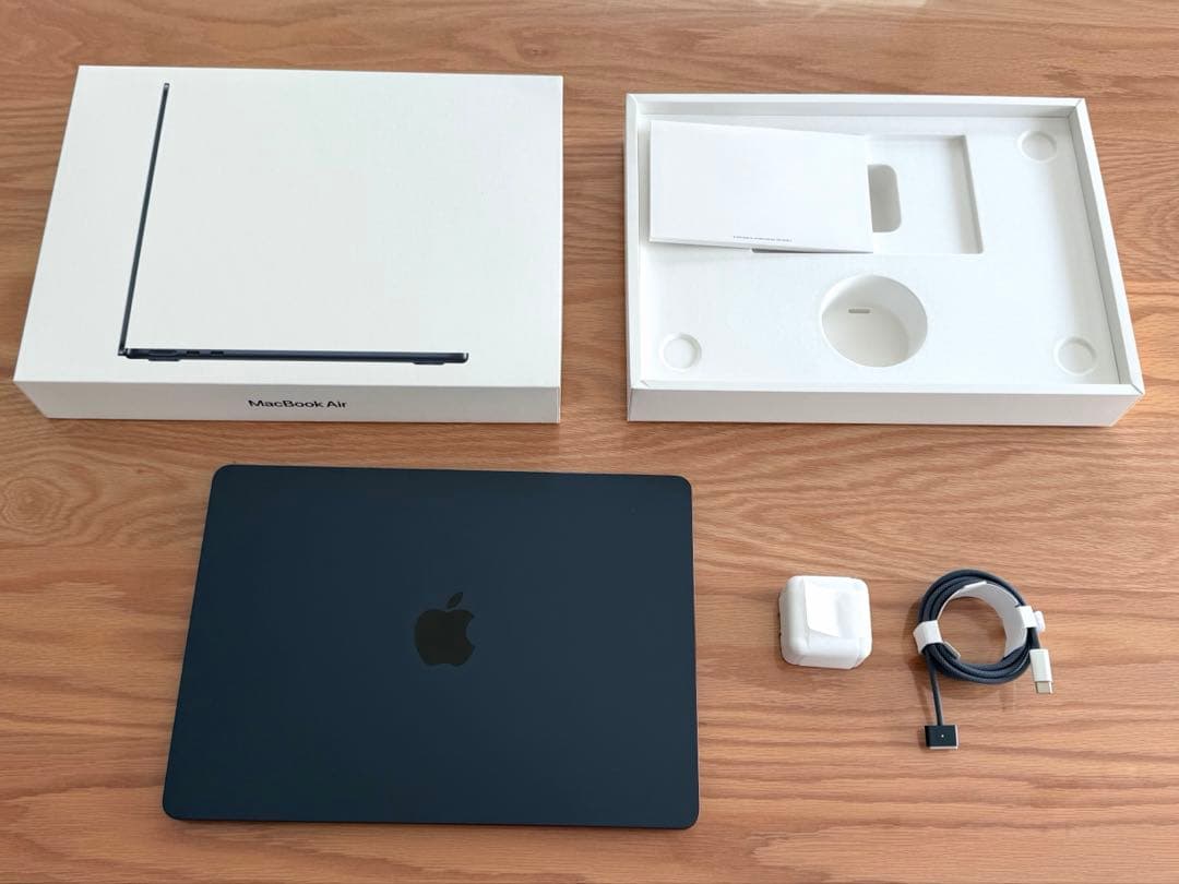 【美品】Apple MacBook Air 13インチ M2 8GB 512GB