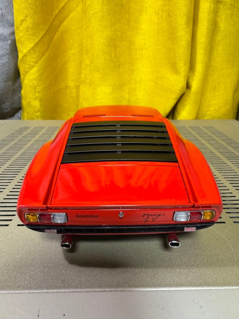 オートアート製　ランボルギーニ ミウラ 赤 1/18