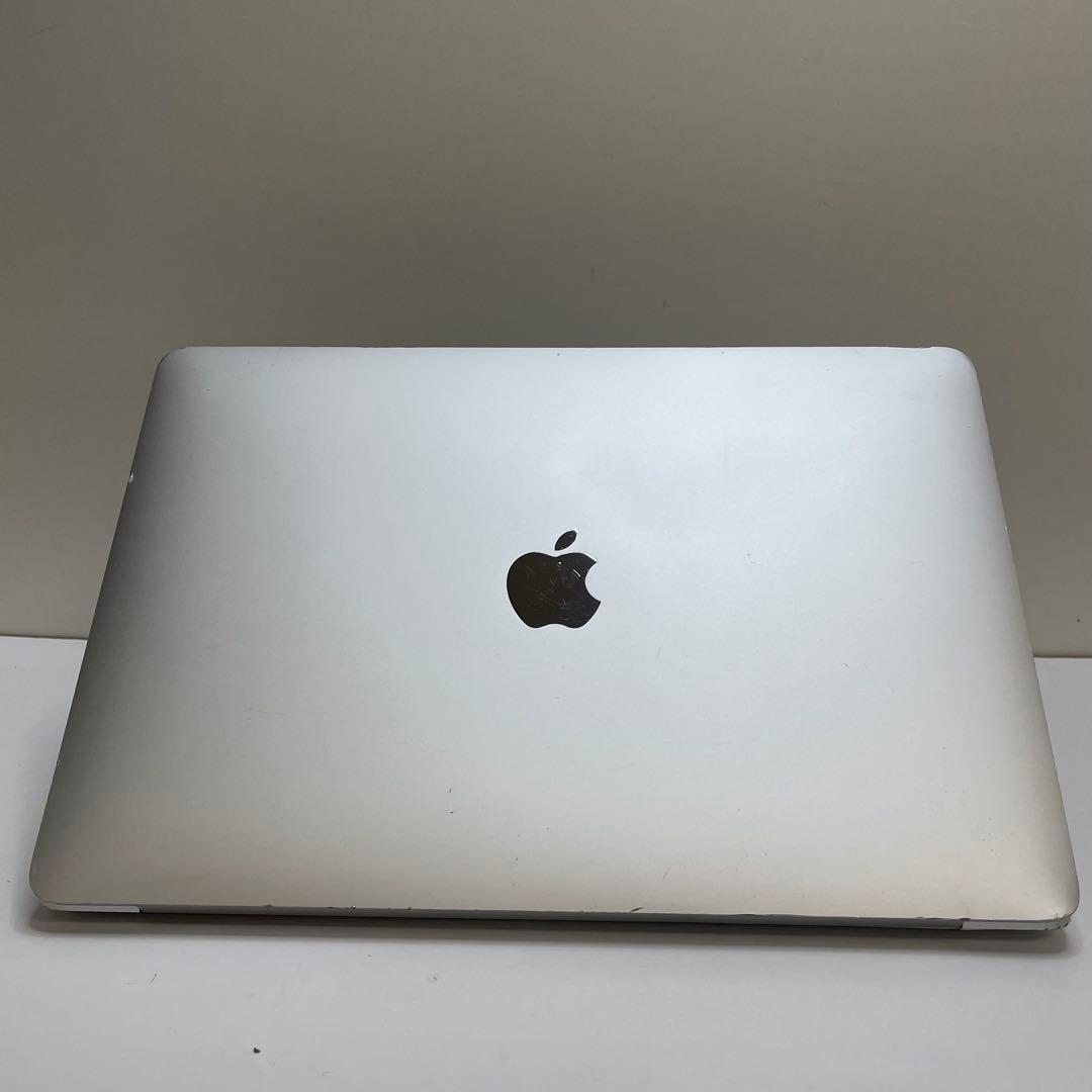 #797 Macbook Air 2020 13.3インチ i5 8GB 256