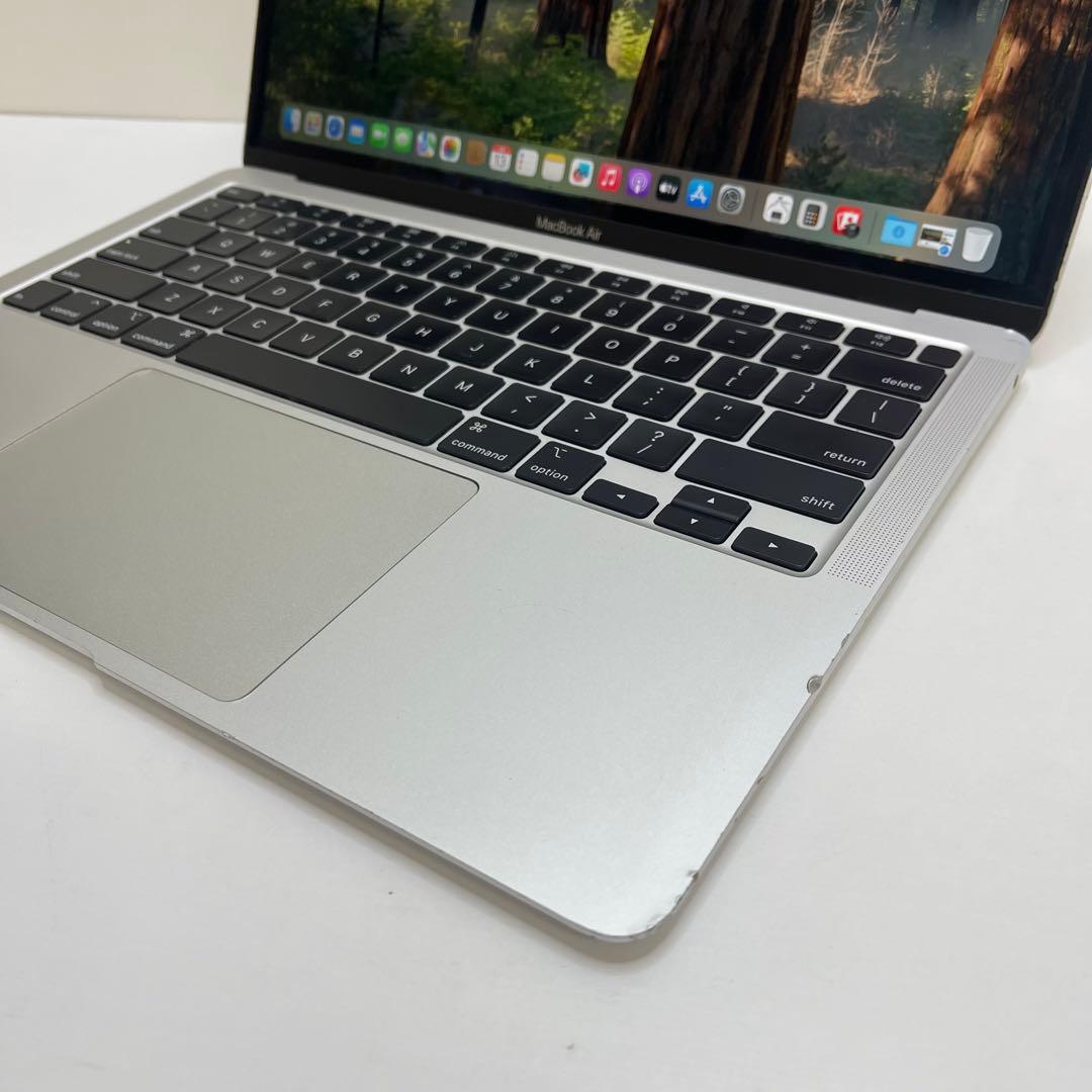#797 Macbook Air 2020 13.3インチ i5 8GB 256