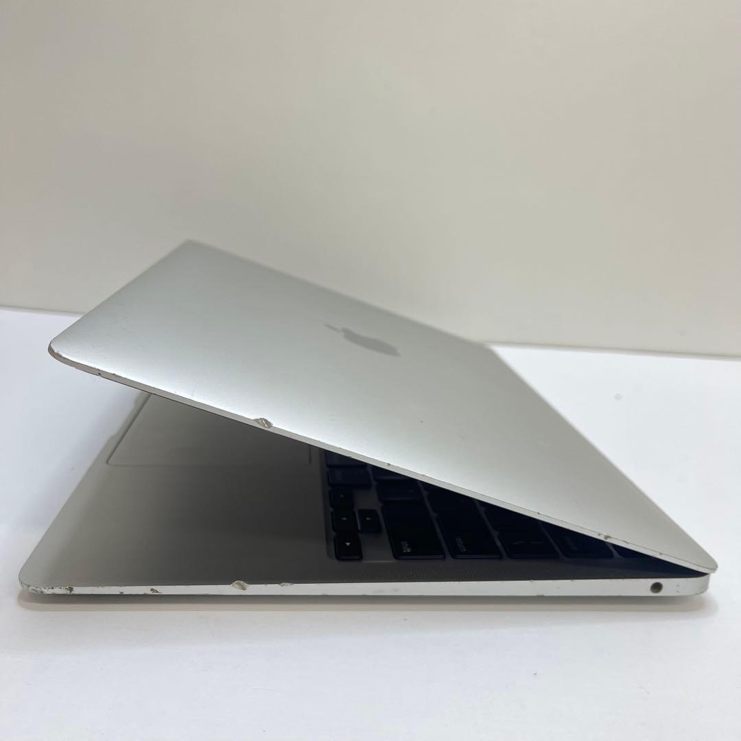 #797 Macbook Air 2020 13.3インチ i5 8GB 256