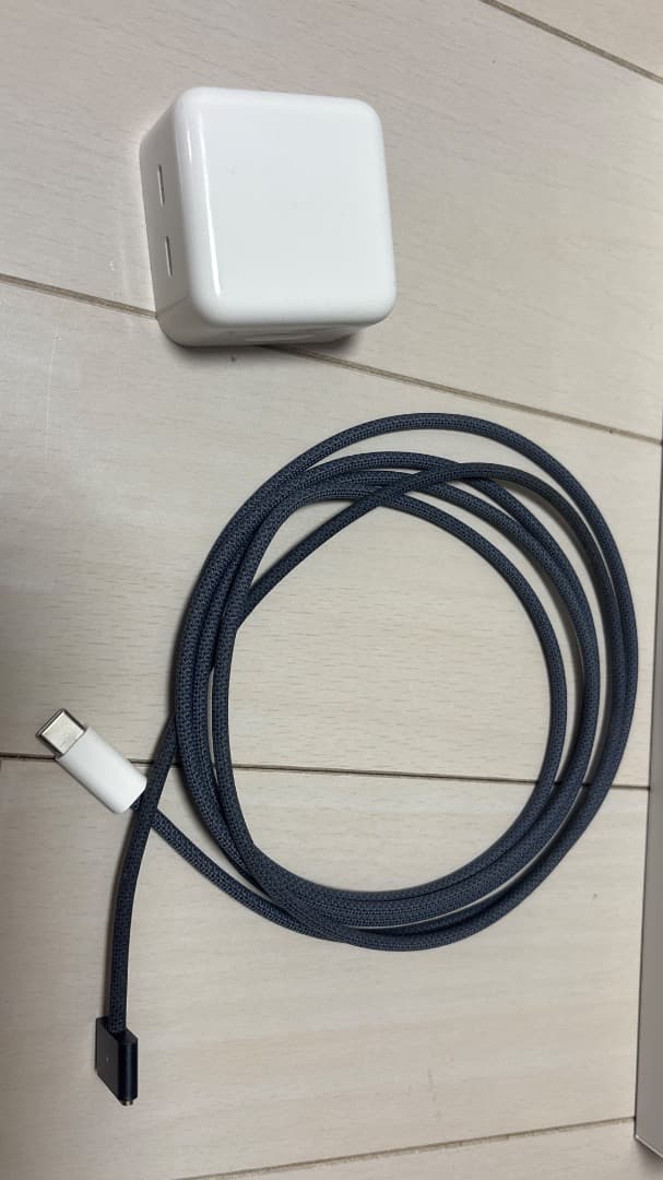 MacBook Air M2 13.6インチ メモリ16GB SSD 1TB