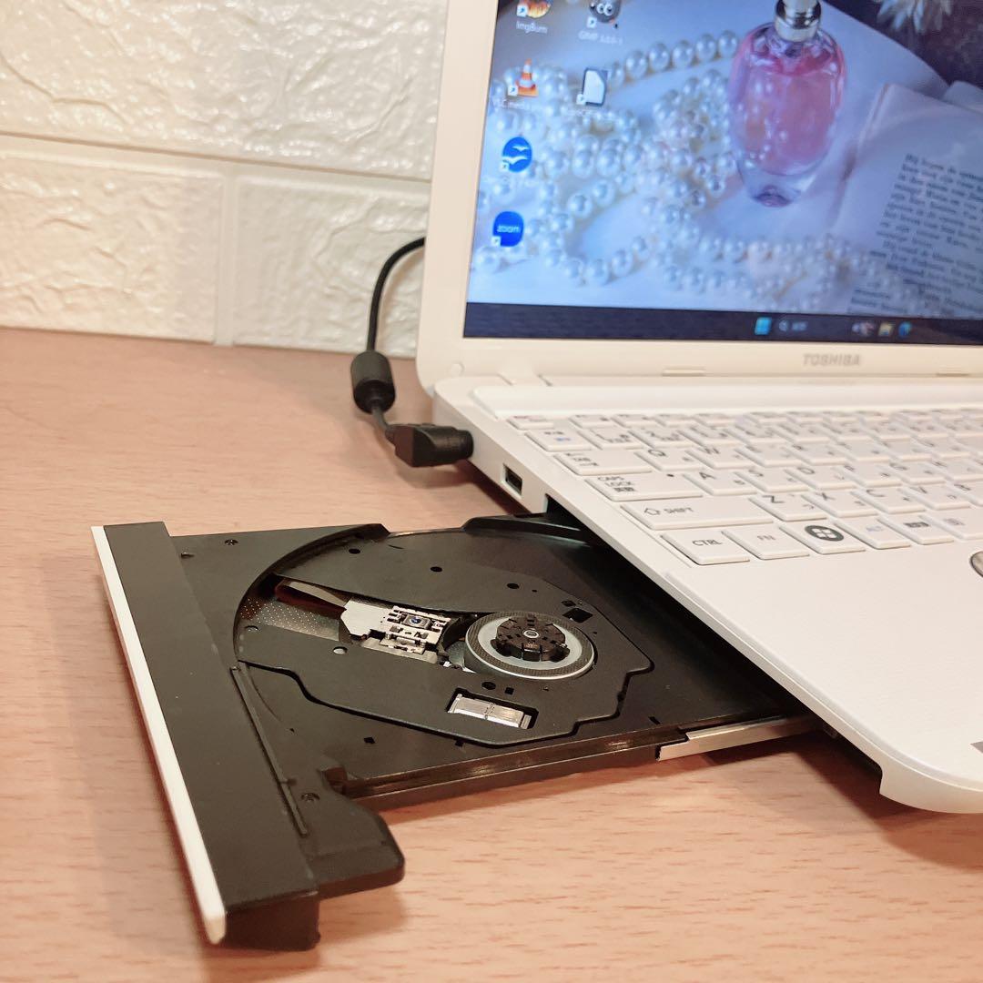 Windows11✨SSDで快適☘️大容量カメラ付すぐ使えるノートパソコン