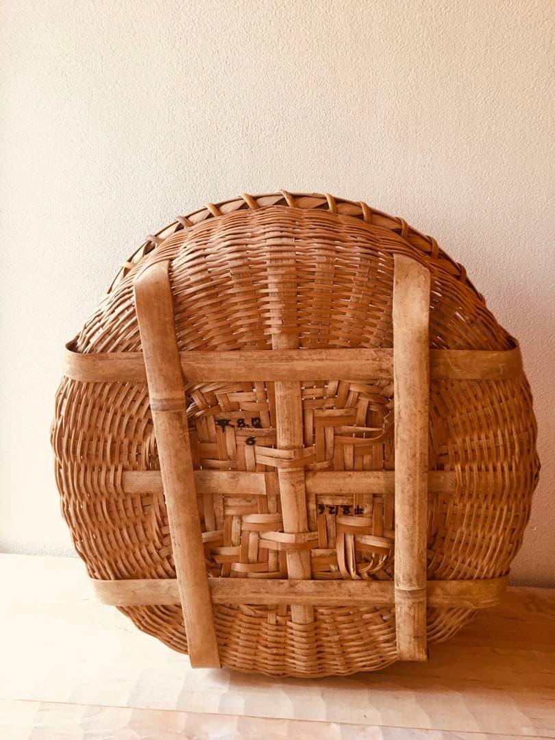 竹 大きな収納かご ①