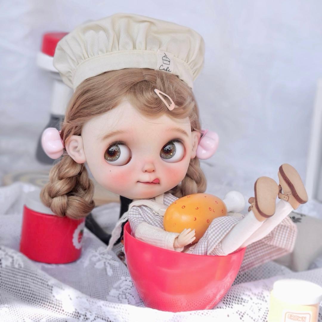 カスタムブライス 海外作家様 かわいい 食いしん坊 ベロ出し 舌 悪戯っ子 人形