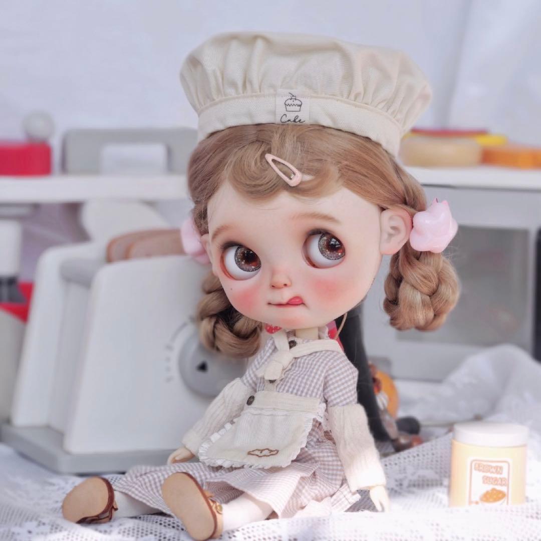 カスタムブライス 海外作家様 かわいい 食いしん坊 ベロ出し 舌 悪戯っ子 人形