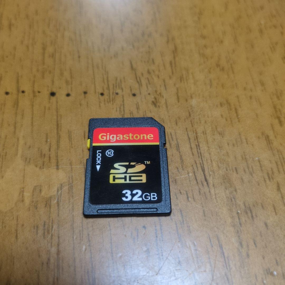 Canon IXY コンパクトデジタルカメラ 本体　付属品