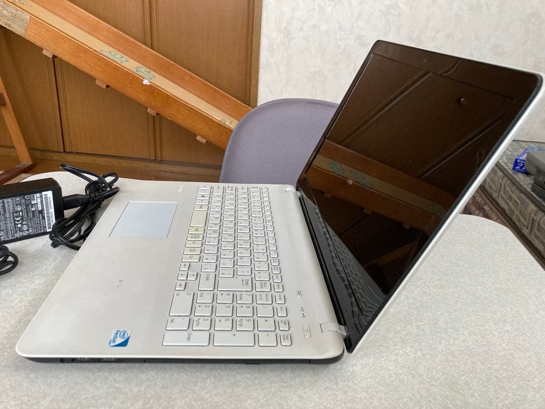 Sony ノートWindows 7 SVF152C1JN オマケソフト多数入り！