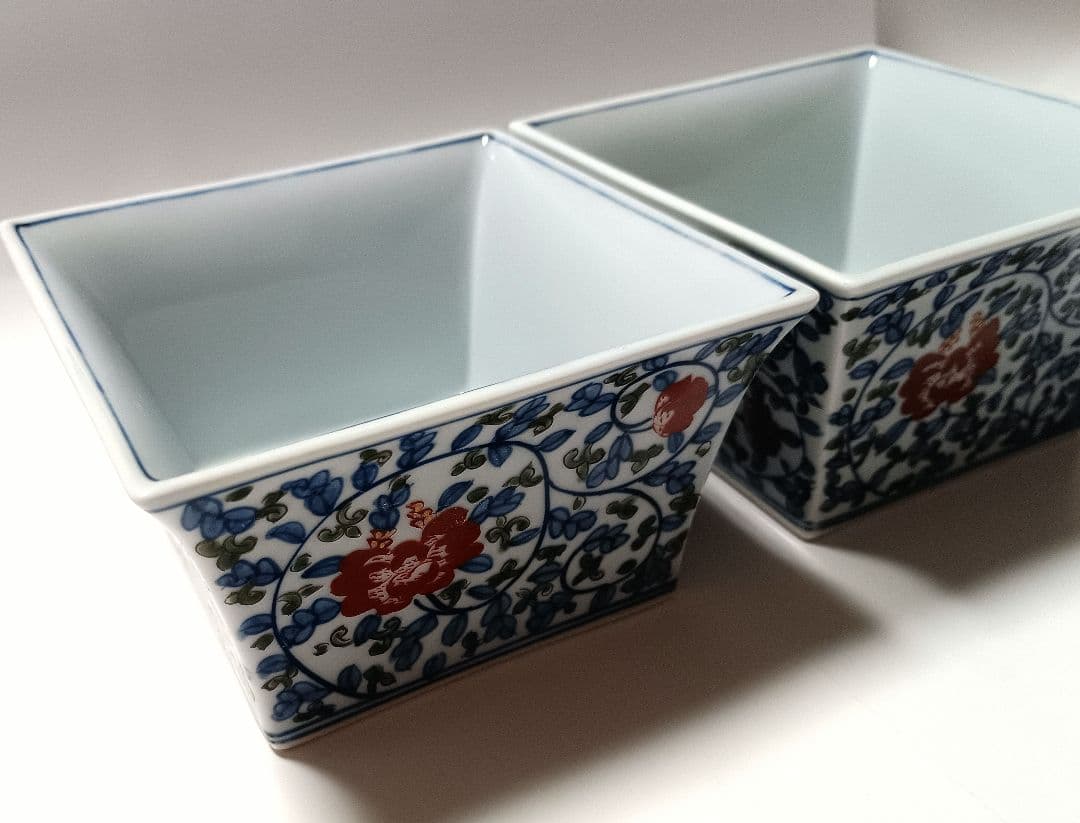 ① 源右衛門窯 染錦 牡丹唐草 角鉢 2客組