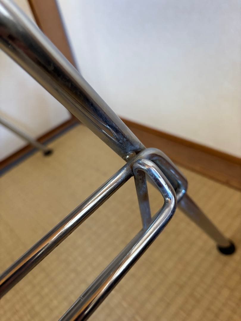 ヴィトラ ハーマンミラー イームズサイドシェルチェア Vitra社　ホワイト①