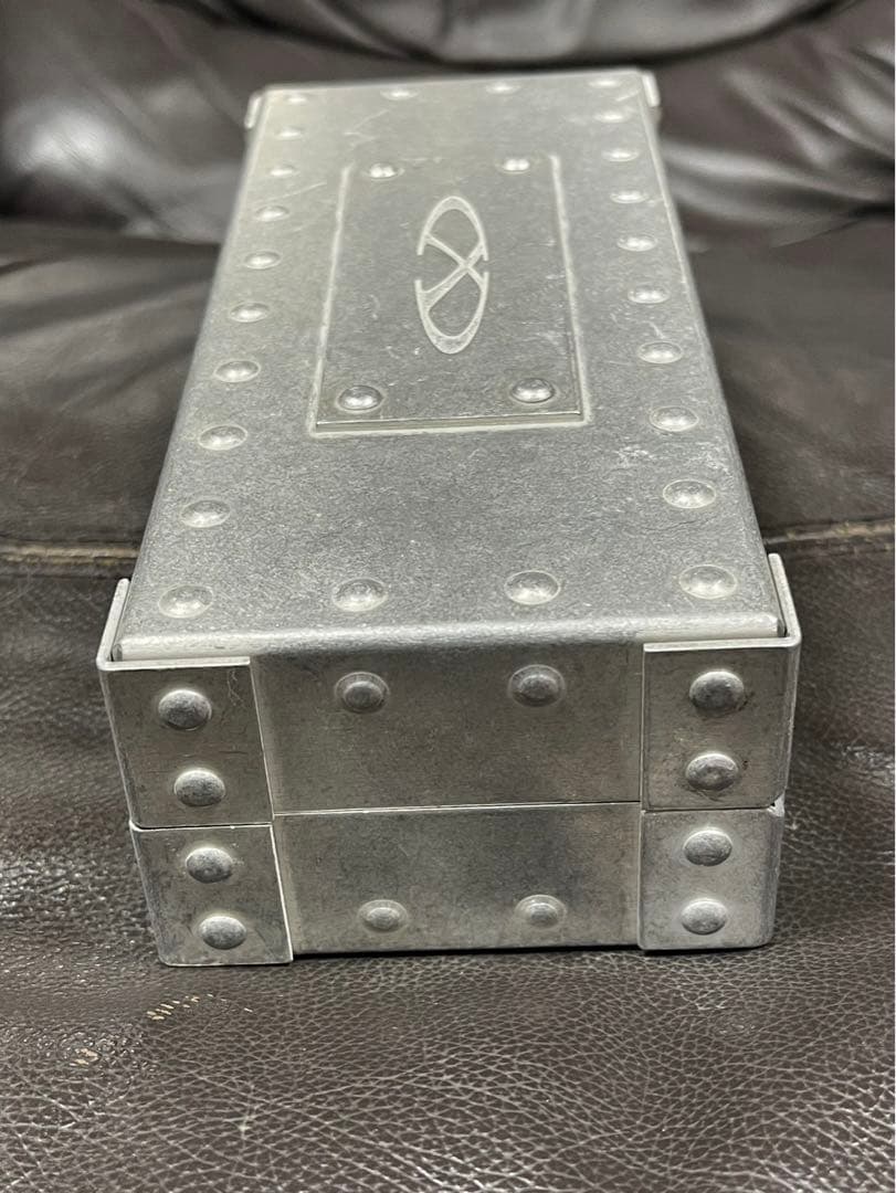 新品　オークリー　アルミメタルケース 激レア