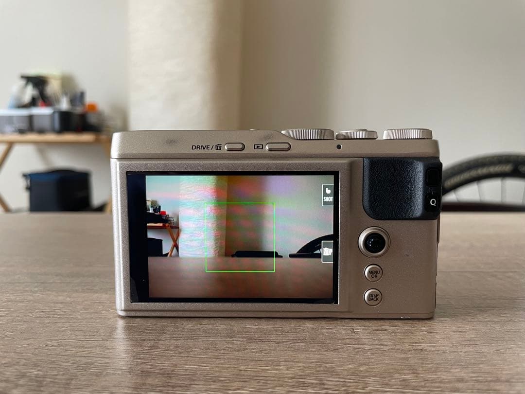 富士フイルム　XF10 APS-Cサイズコンパクトデジカメ