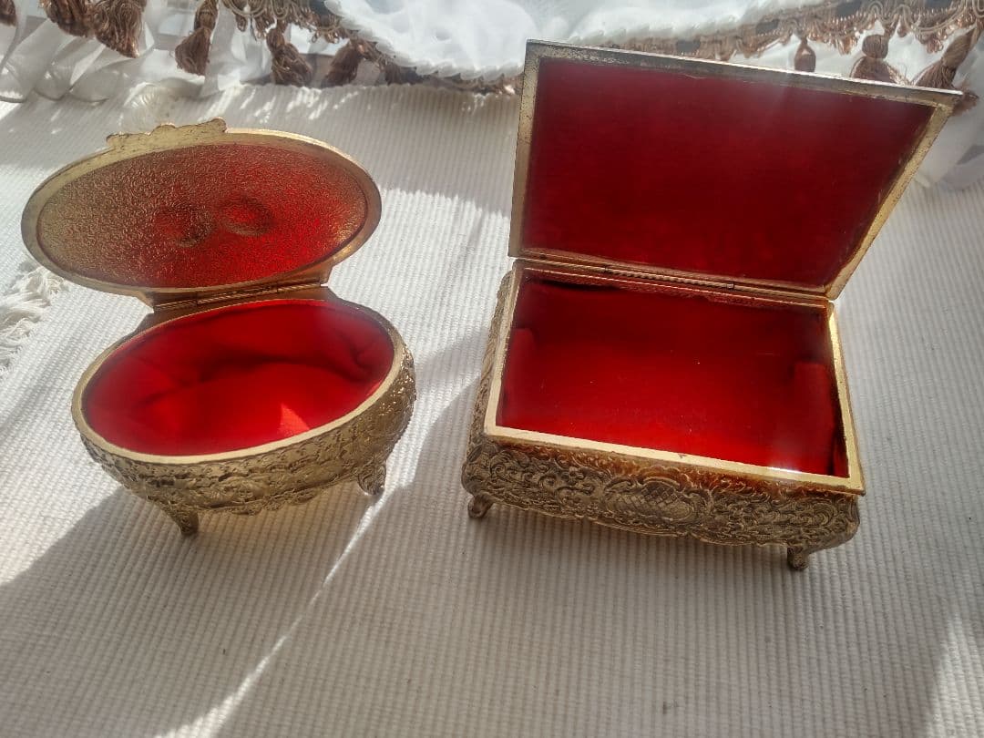 金色の装飾ボックス 2点セット