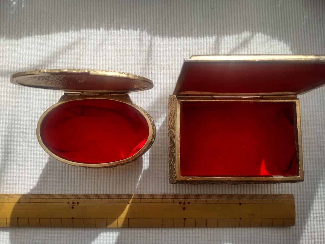 金色の装飾ボックス 2点セット