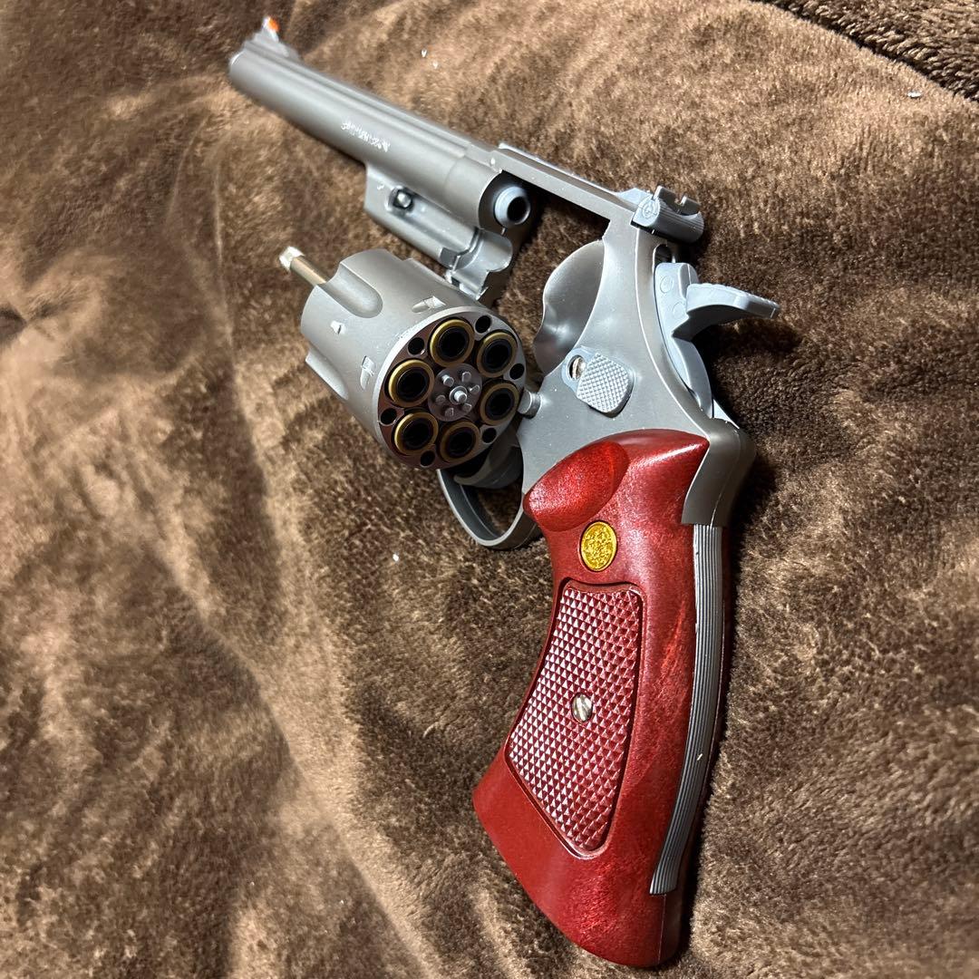 ほぼ未使用品 クラウン モデル M629 リボルバー コルトパイソン 好きにも