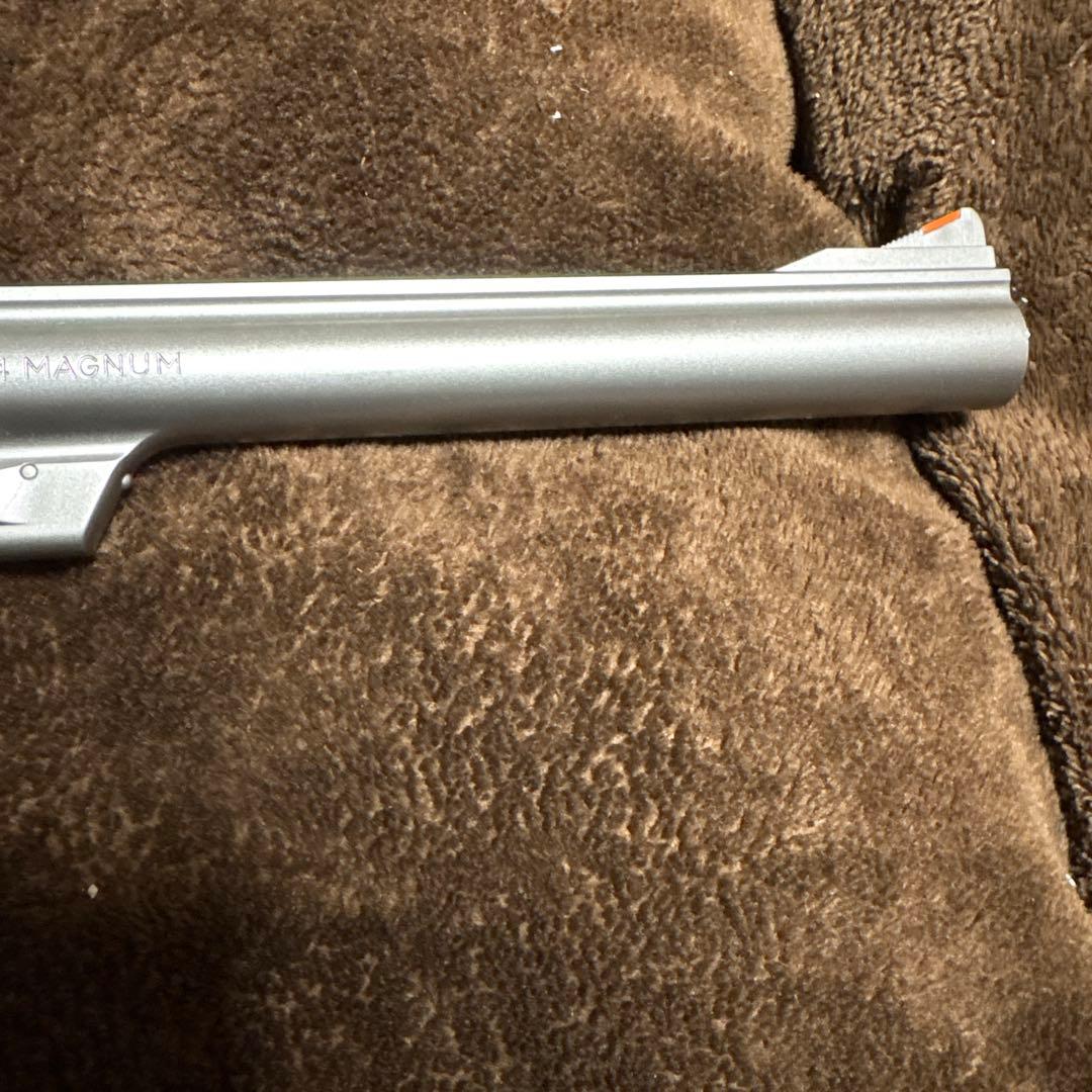 ほぼ未使用品 クラウン モデル M629 リボルバー コルトパイソン 好きにも