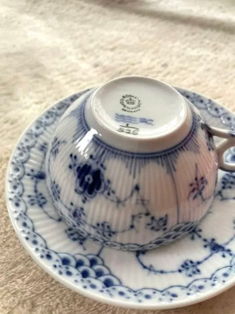 ロイヤルコペンハーゲン　ブルーフルーテッド　プレイン　ティーカップ＆ソーサー