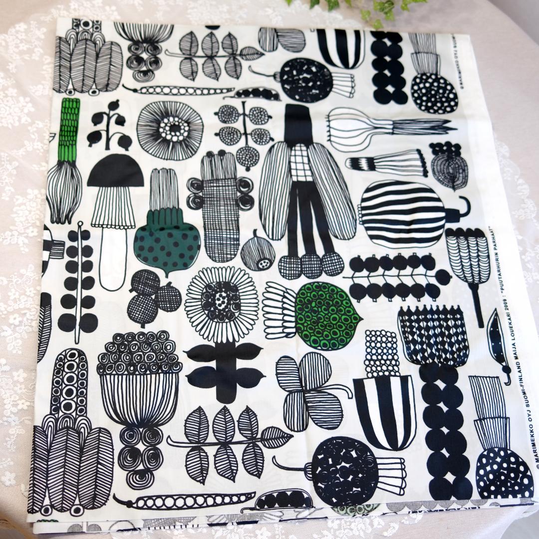 【未使用】marimekkoテーブルクロス145x160