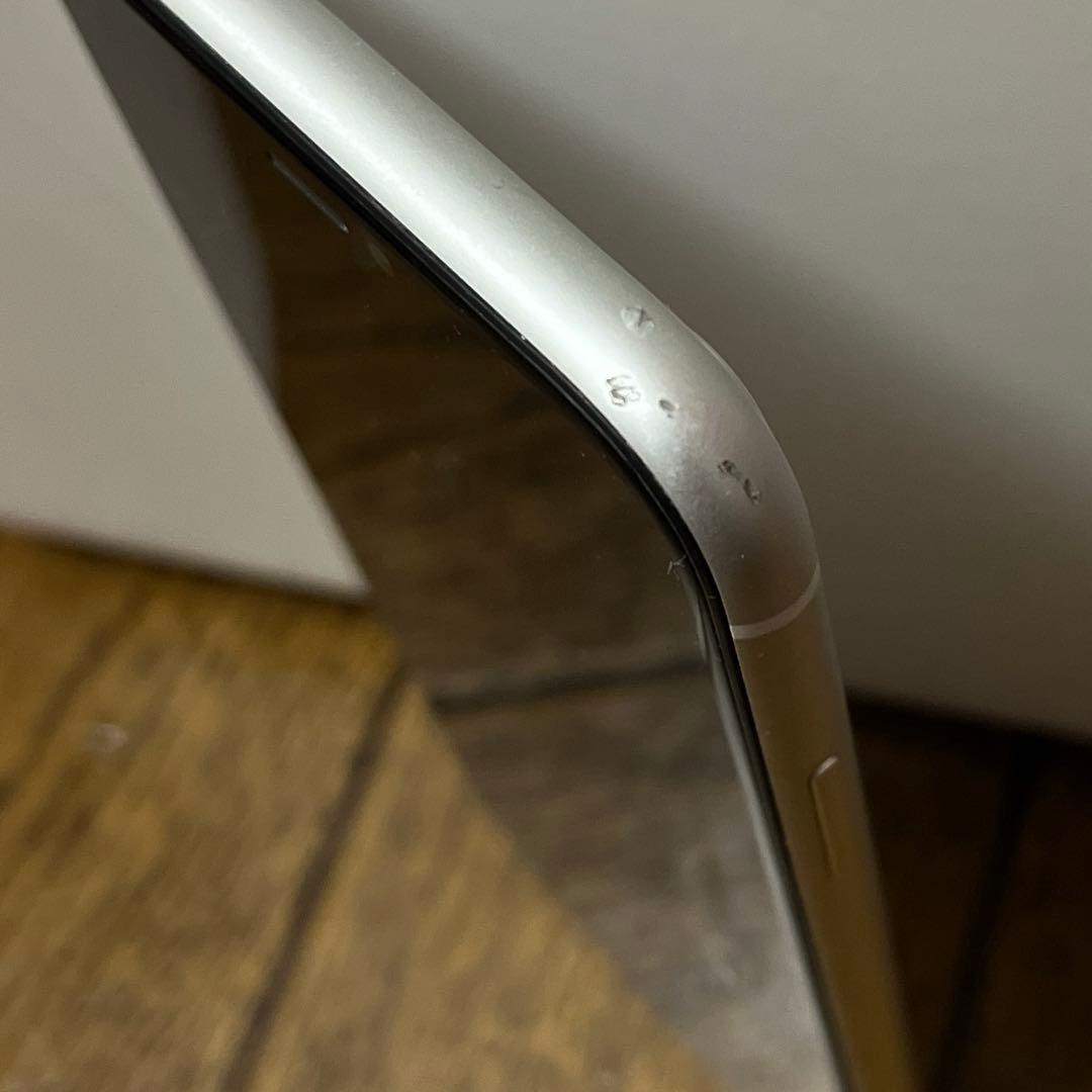 iPhone xr 64gb アイフォンテンアール　白　比較的美品です