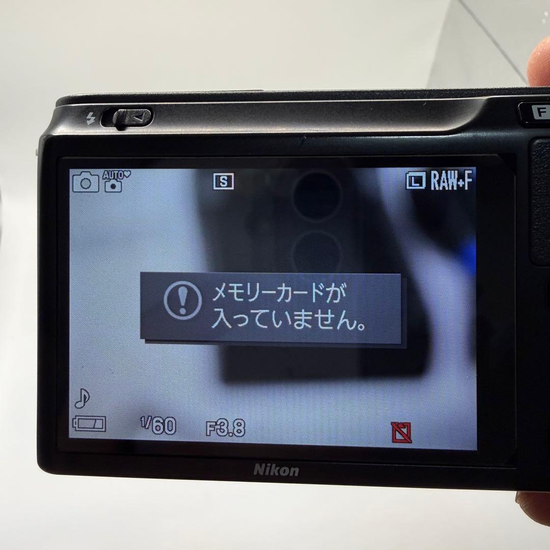 箱付き Nikon1 J1 レンズキット 動作品 付属品多数 ニコン カメラ