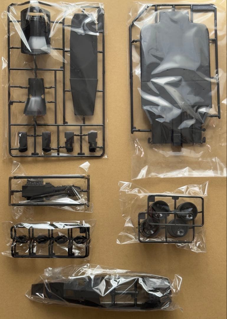 McLaren MP4/4 1988年モデル プラモデル