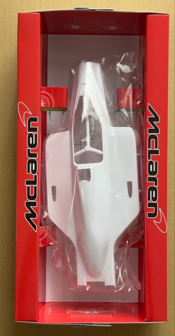 McLaren MP4/4 1988年モデル プラモデル