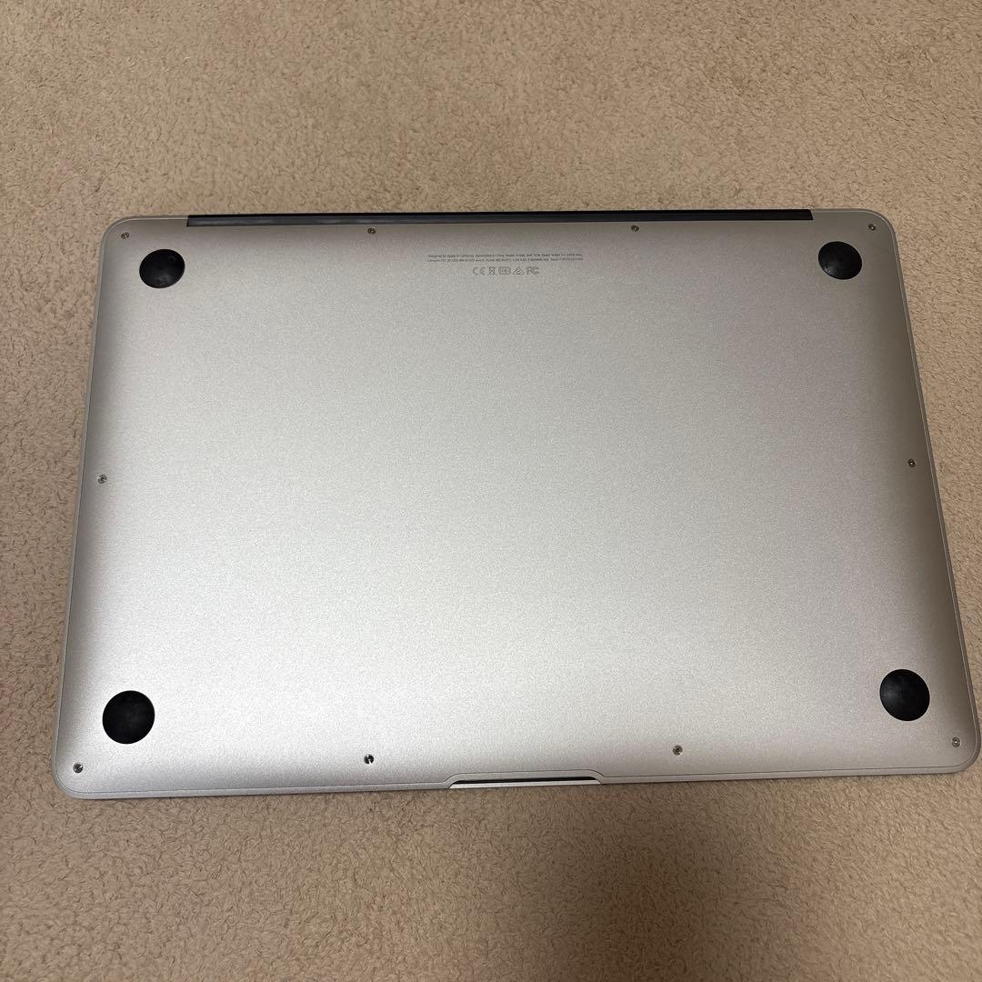 Apple MacBook Pro 2017 13インチ