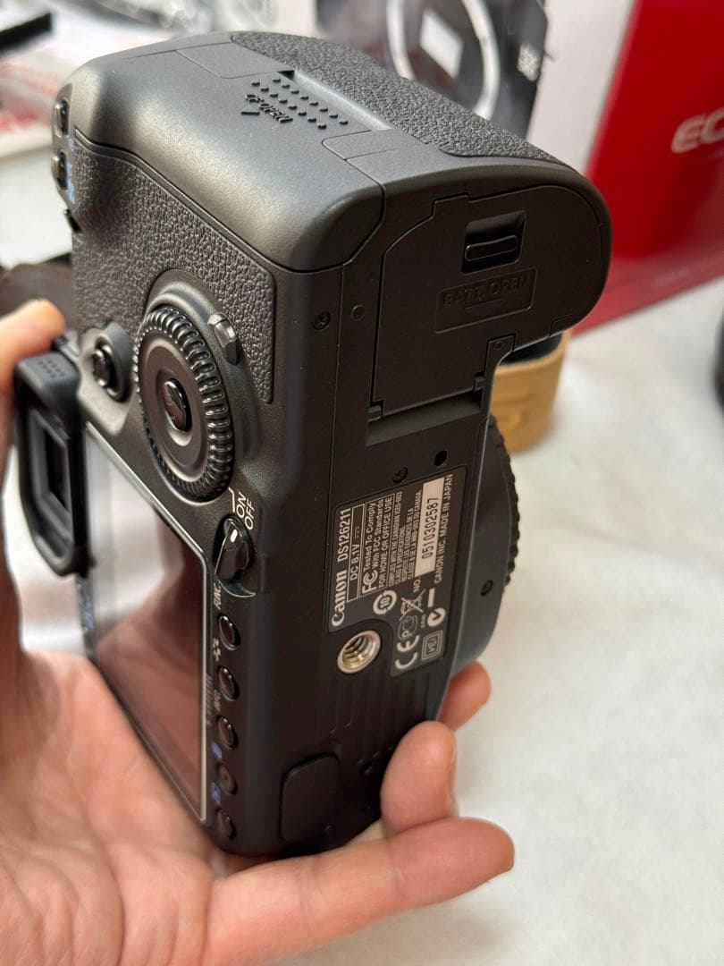 Canon EOS 50D デジタル一眼レフカメラ