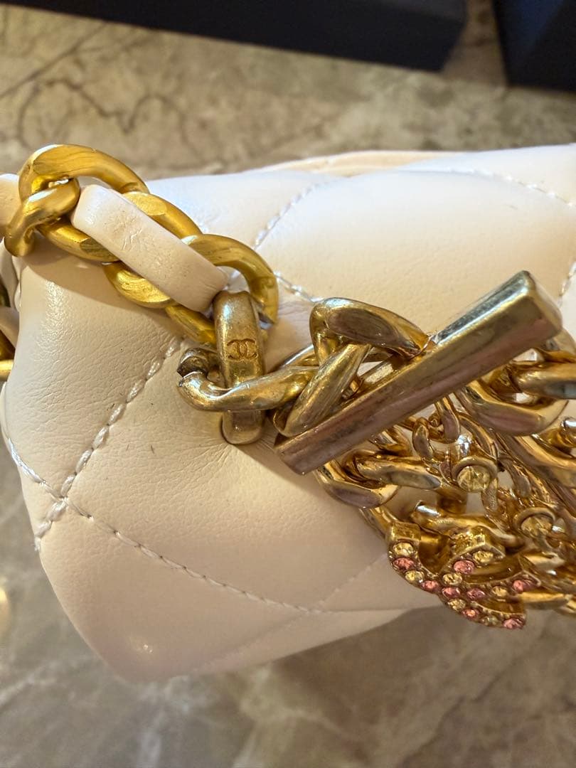 シャネル　ノベルティ チェーンショルダーバッグ ピンクラインストーン ココマーク