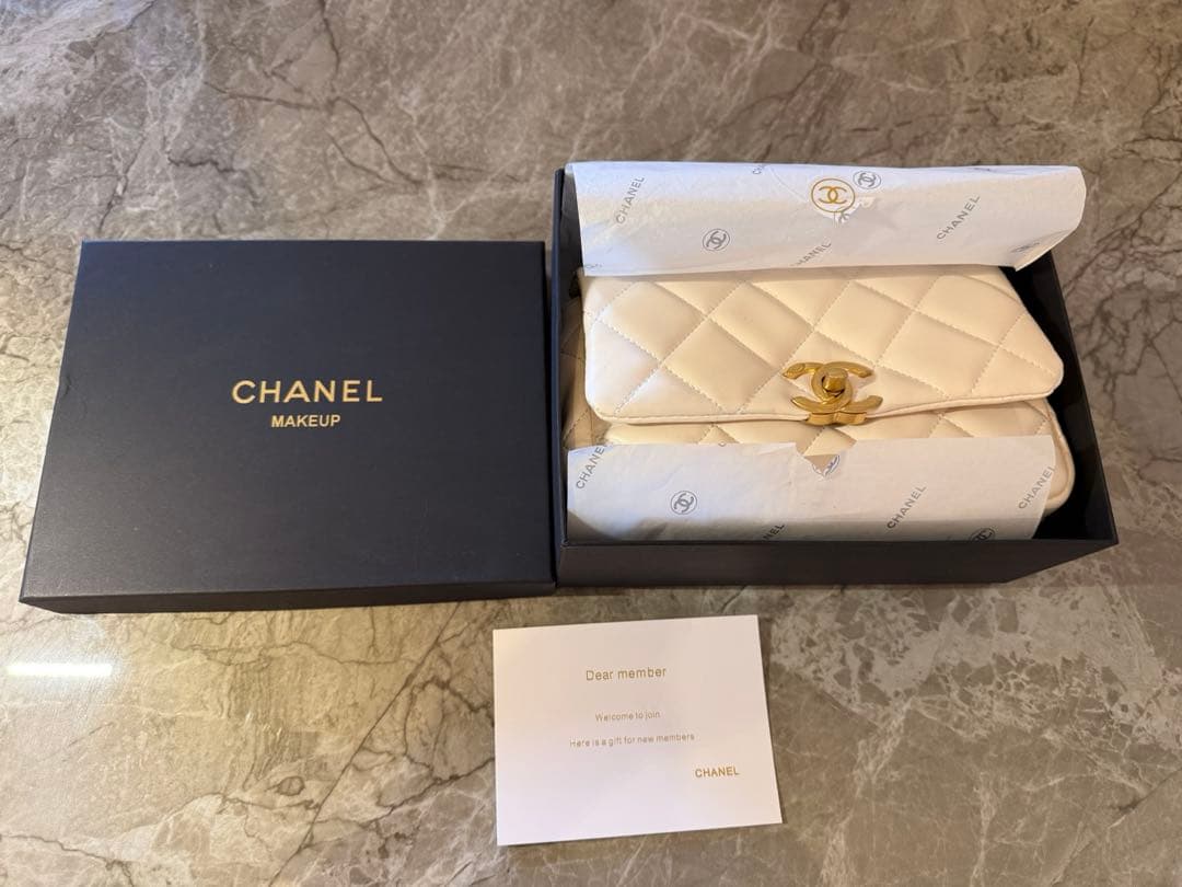 シャネル　ノベルティ チェーンショルダーバッグ ピンクラインストーン ココマーク