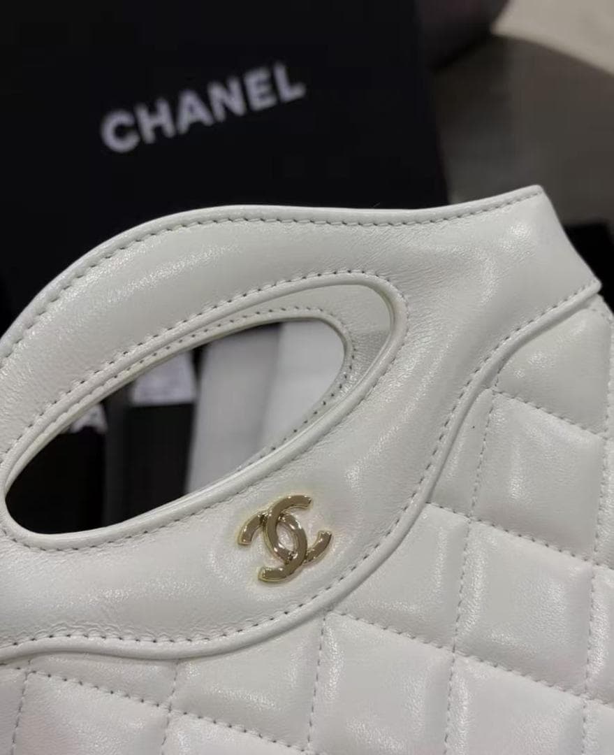 【美品】 非売品 ホワイト キルティングバッグ~~~~