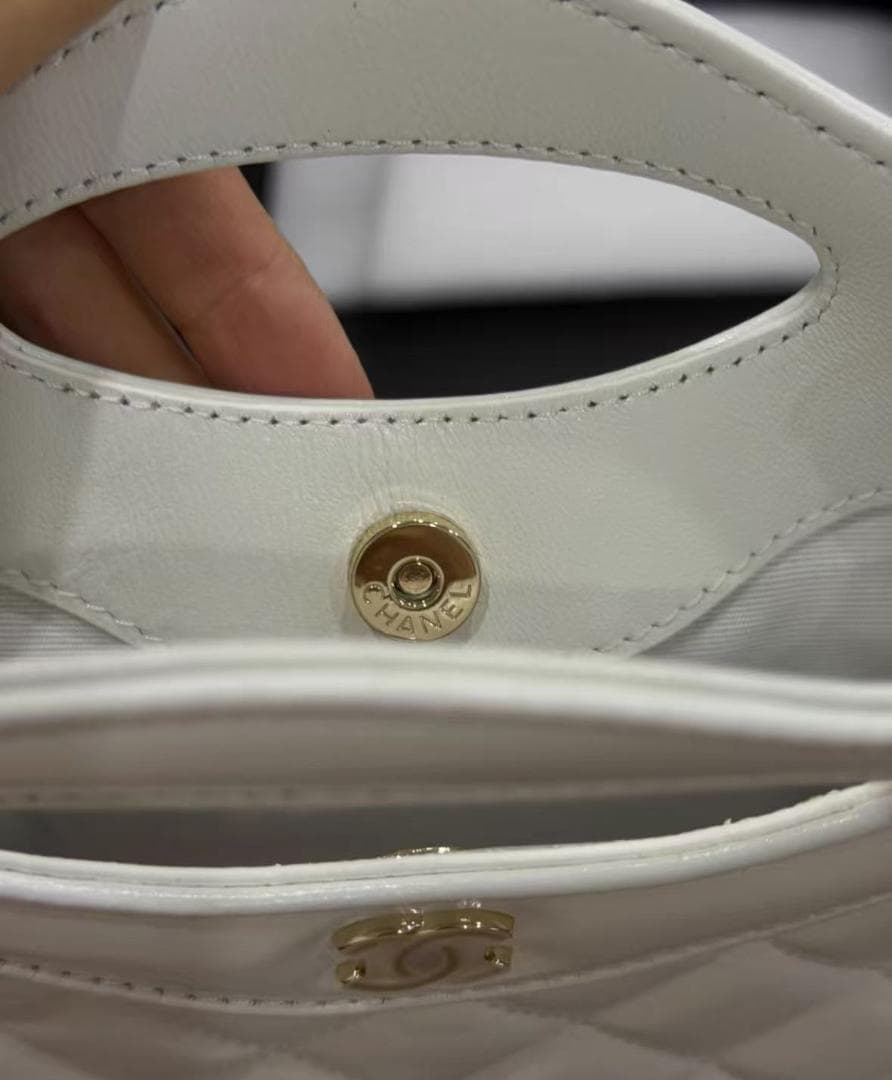 【美品】 非売品 ホワイト キルティングバッグ~~~~