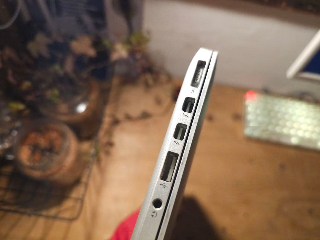 MacBookPro 15インチ A1398 mid2015 i7 16GB