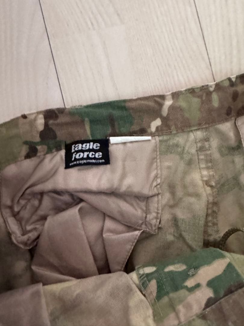 twin falcon マルチカム迷彩 チェストリグ とオマケ