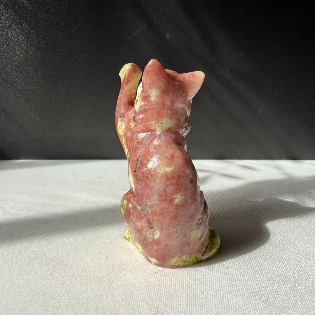 【ひらりん】天然石桃花玉の猫ちゃん　置物　彫物NO.022309