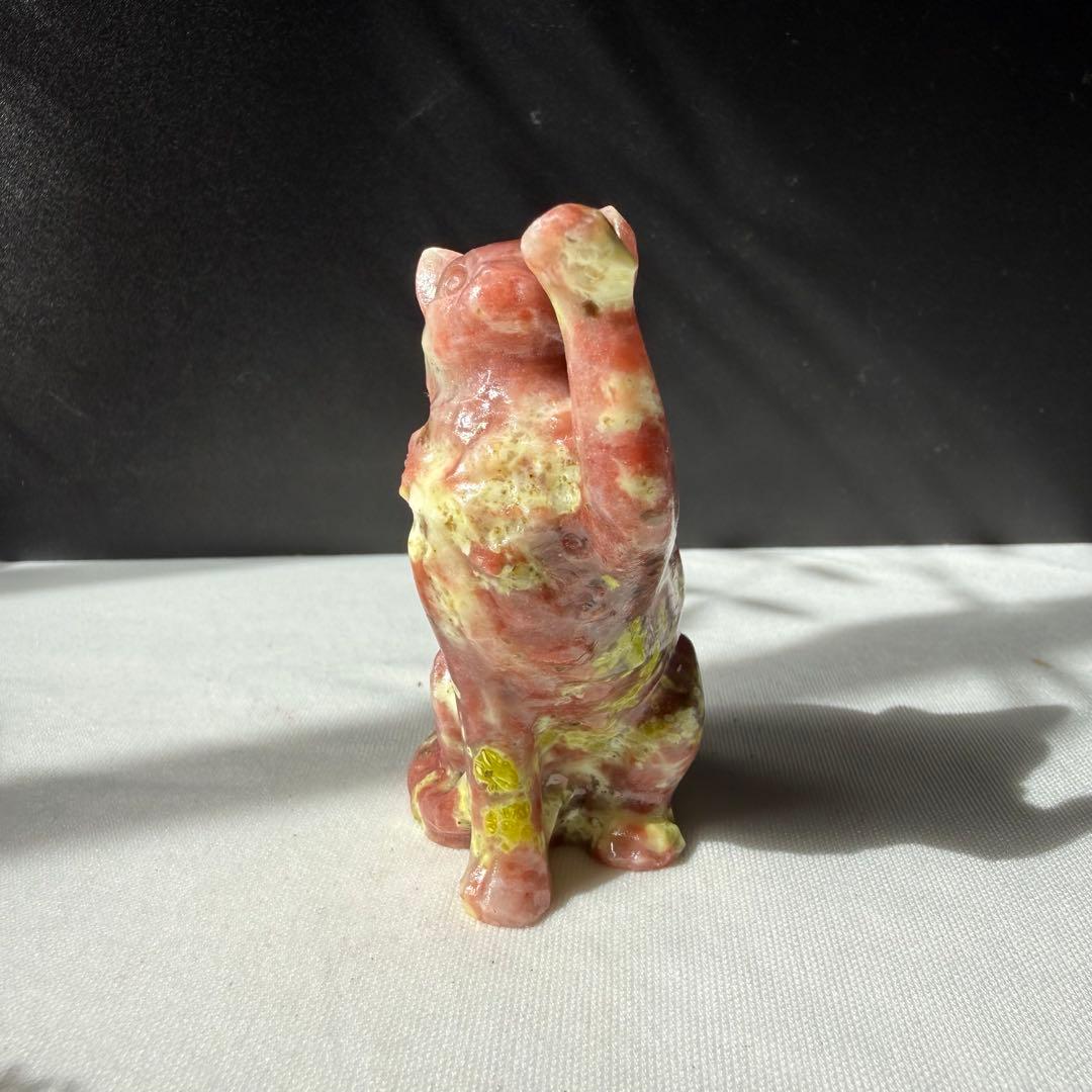 【ひらりん】天然石桃花玉の猫ちゃん　置物　彫物NO.022309