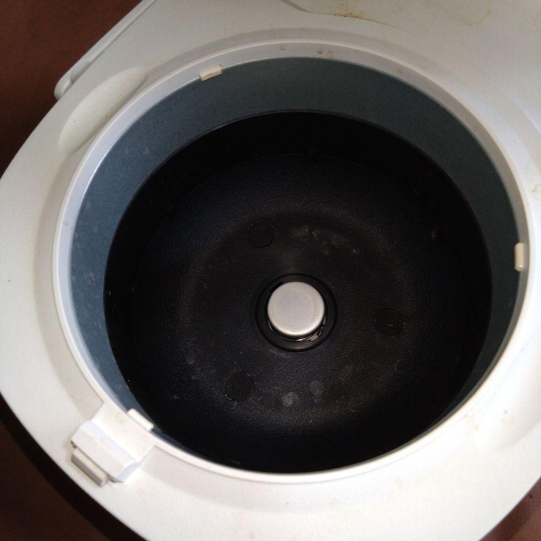 パナソニック　3合炊飯器　SR-KT060