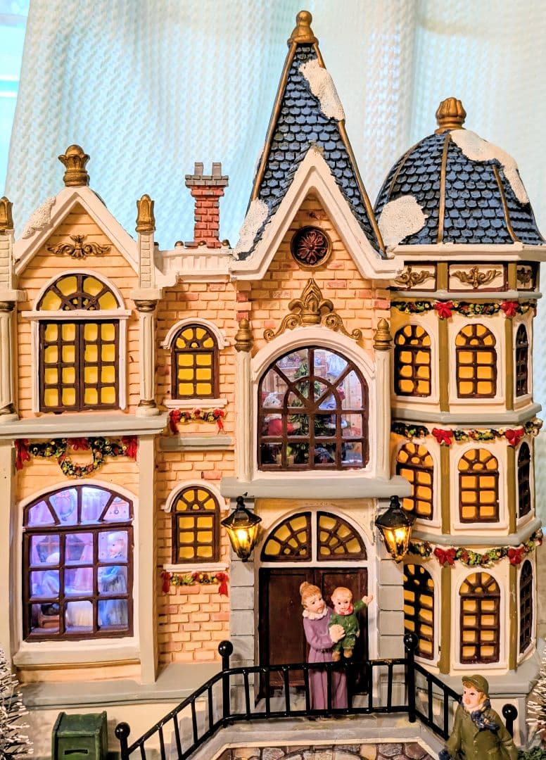 ❤️壁掛けタイプLemax灯り&曲付きXmasの家の置物❤️1901