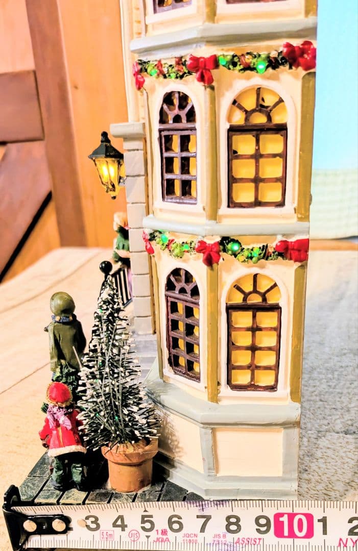 ❤️壁掛けタイプLemax灯り&曲付きXmasの家の置物❤️1901