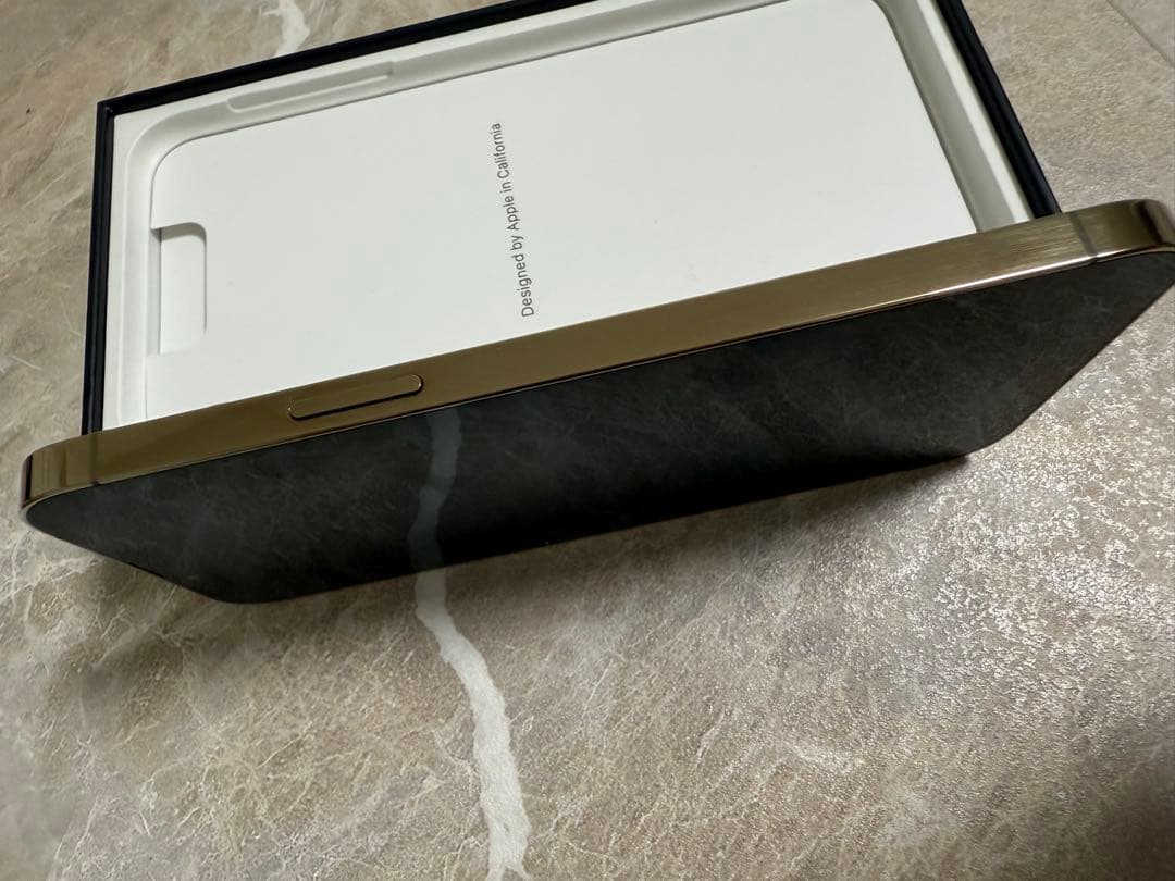 iPhone13ProMax ゴールド 256GB