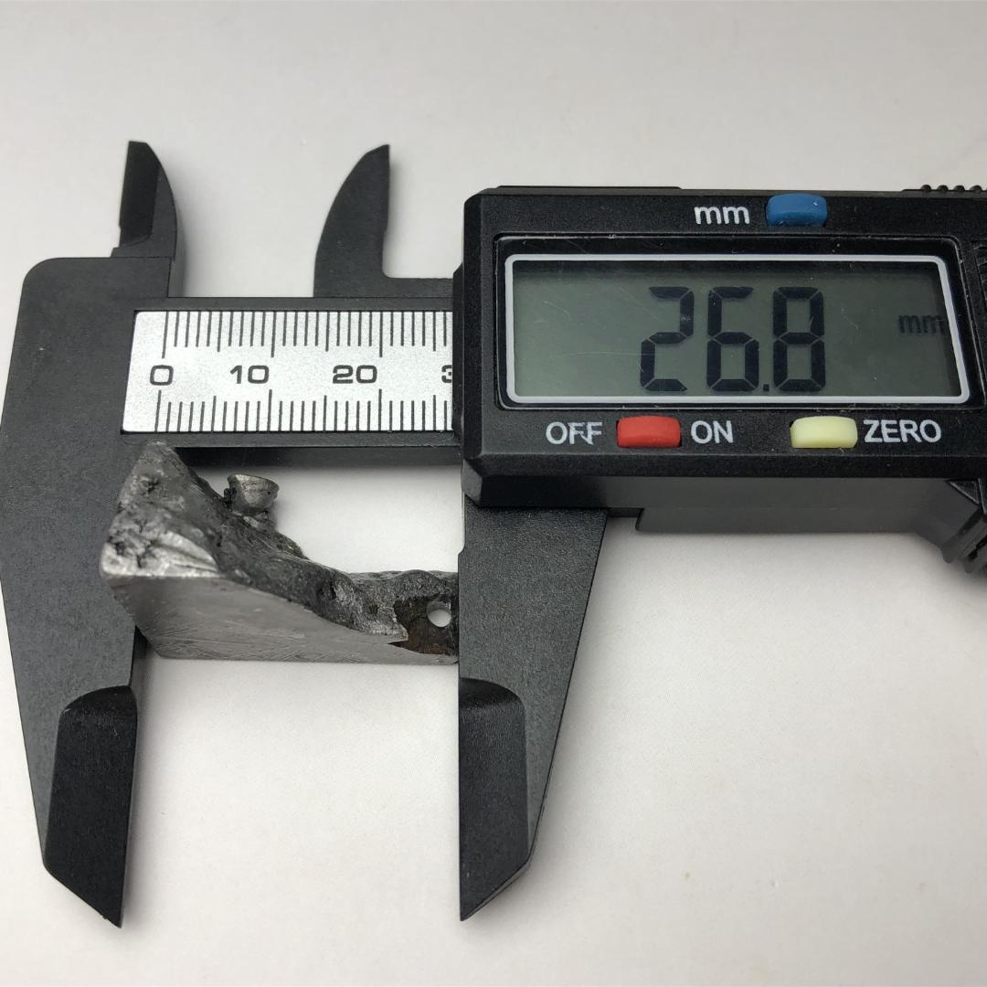 ムオニオナルスタ隕石　鉄隕石 メテオライト　外皮付き　ペンダントトップ