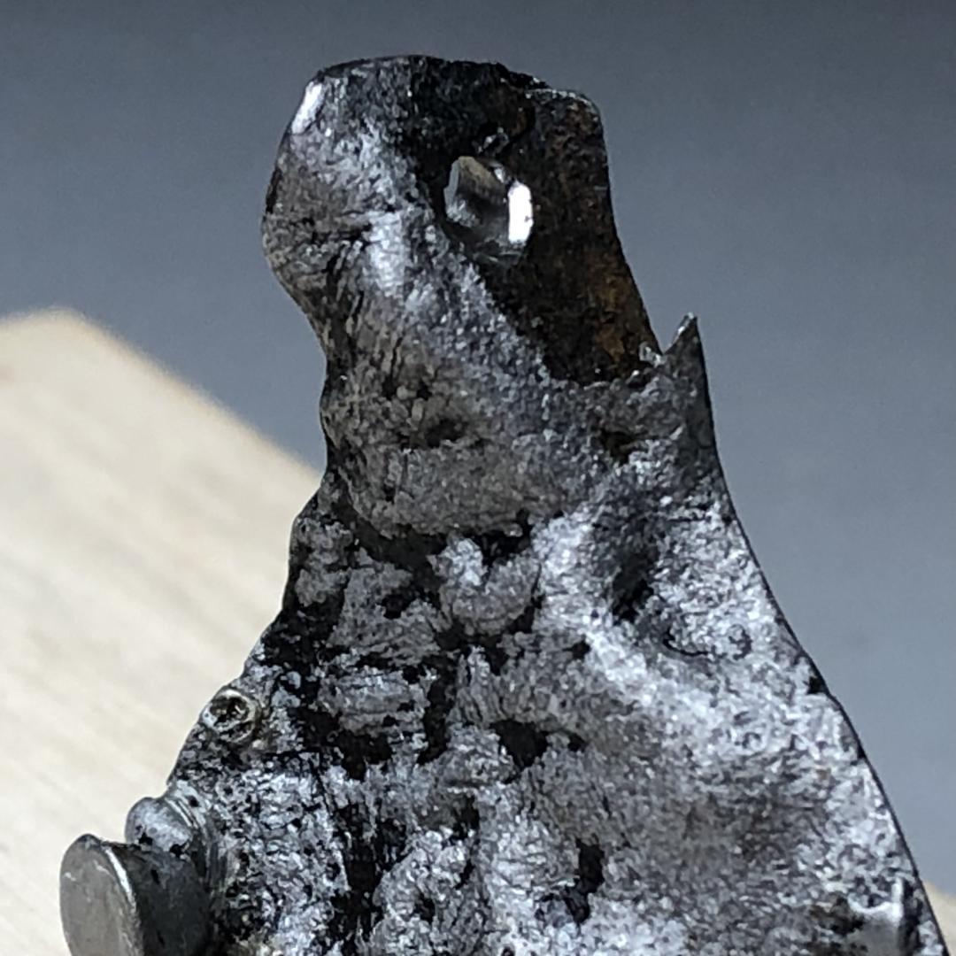 ムオニオナルスタ隕石　鉄隕石 メテオライト　外皮付き　ペンダントトップ