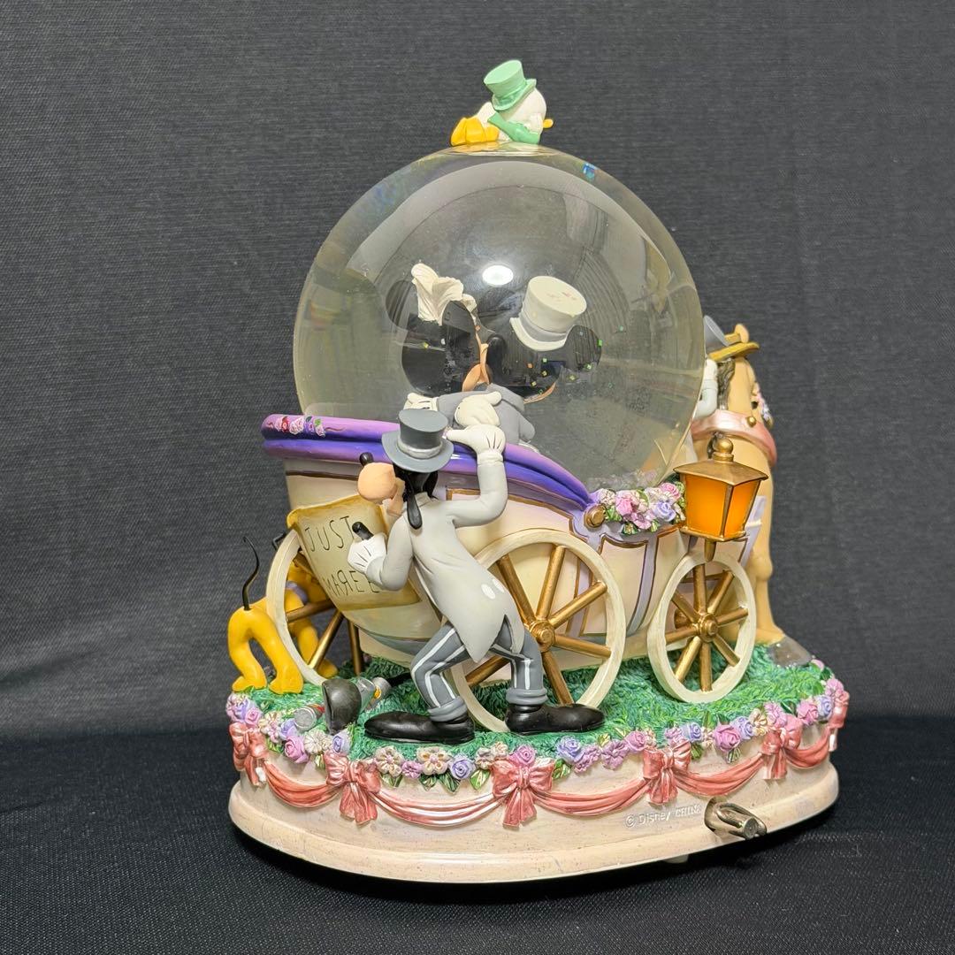ディズニー　ミッキー＆ミニー　スノードーム　オルゴール