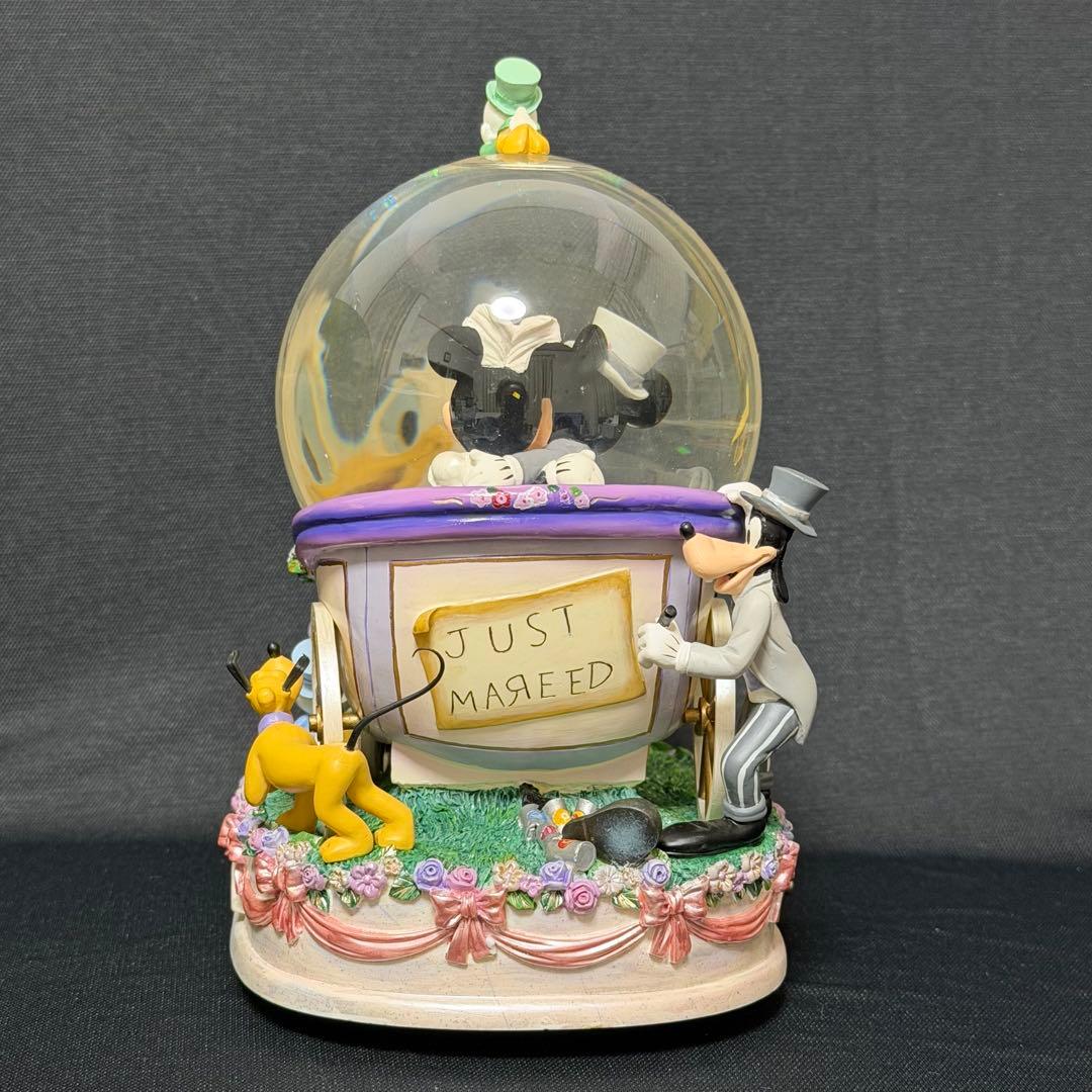 ディズニー　ミッキー＆ミニー　スノードーム　オルゴール