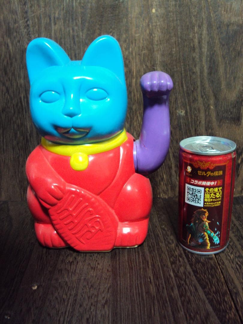クレイジーパターン　招き猫　プラスチック　デザイナー作品