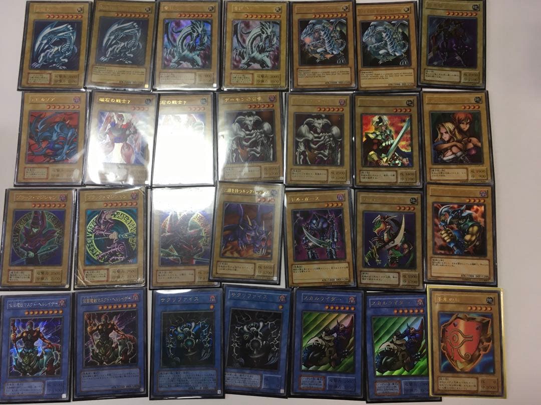 遊戯王カード　引退品　まとめ売り　☆朝6時まで値下げ中　早い者勝ち☆
