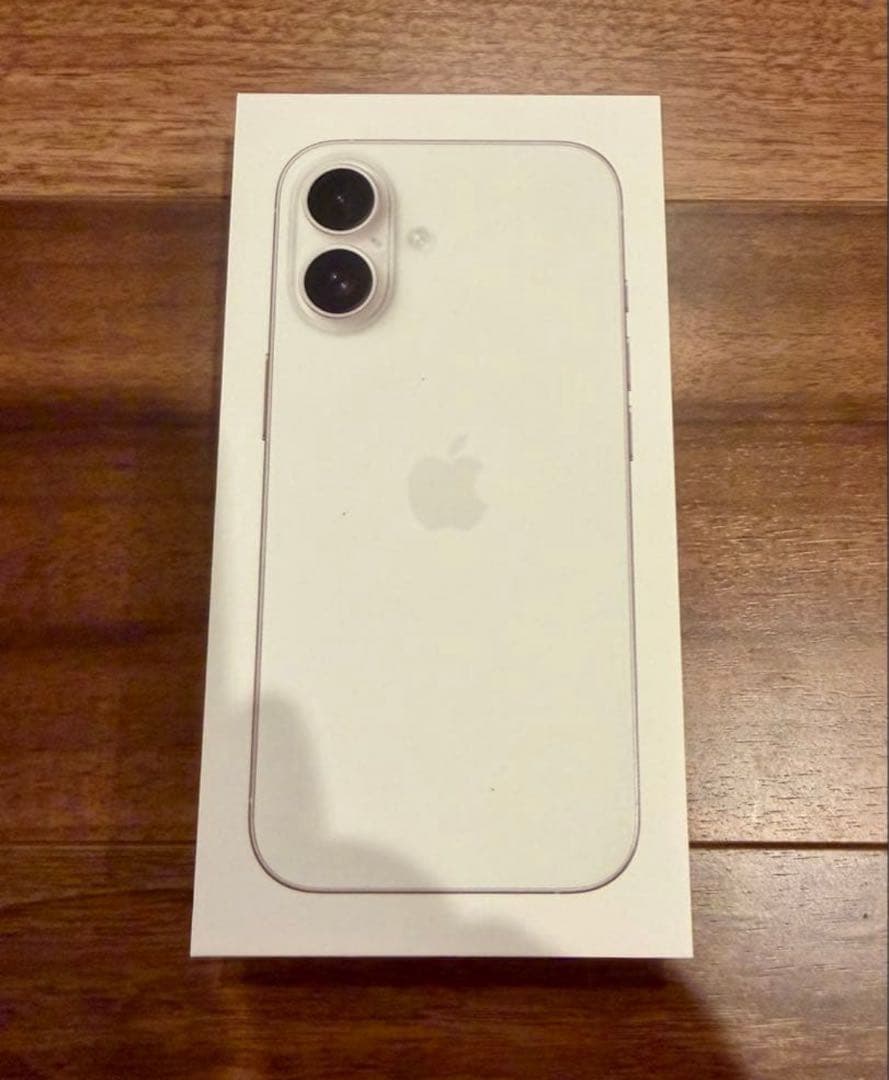 iPhone16 512GB ホワイト SIMフリー+Anker充電器