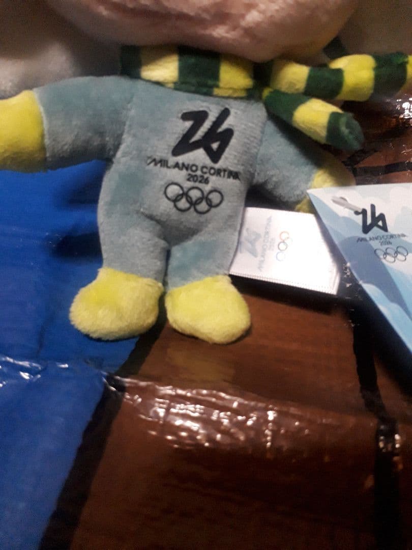 ミラノ　　コルティナオリンピック ぬいぐるみ　　　フロー
