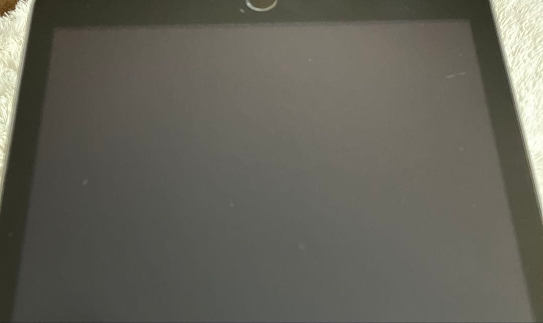 【完動品】iPad 第5世代 128GB SIMフリー 【すぐ発送】