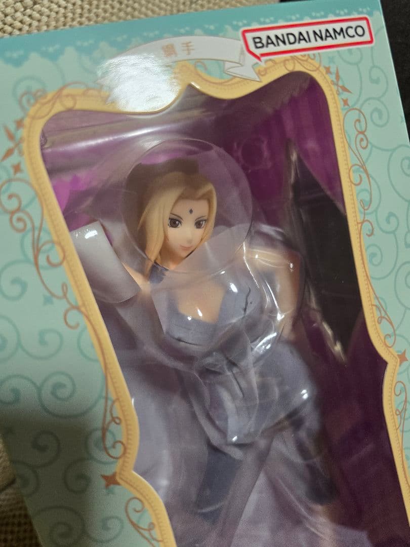 新品未開封 NARUTOギャルズ 綱手　フィギュア メガハウス